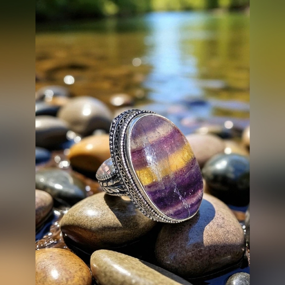 NWOT FLORITE STATEMENT RING